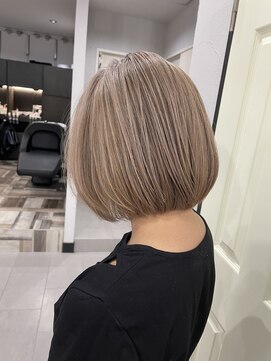 エレクシィ(ELEXY) ナチュラルベージュ ボブ