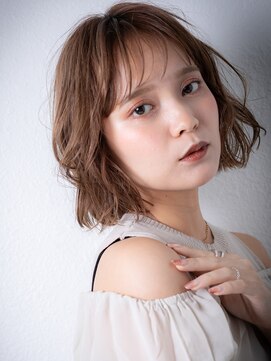 カバーヘア ブリス 川口(COVER HAIR bliss) ミルクティーカラー乾かすだけ切りっぱなしボブv川口20代30代