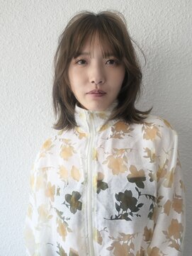 キジ(KIJI) ミディアムレイヤー/ハッシュカット