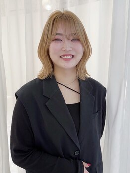ハピネス 梅田茶屋町店(HAPPINESS)の写真/【梅田茶屋町】ブリーチなしカラーと髪質改善★はHAPPINESS注目のスタイリストReinaにお任せ！