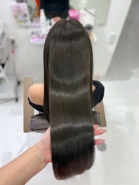 ハピネス 梅田茶屋町店(HAPPINESS) 韓国風/レイヤーカット/顔周り/顔まわり/髪質改善/ベージュ