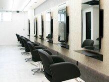 落ち着いて過ごせる、シンプルで心地よい空間