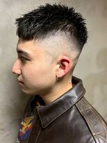 ディスイズバーバーサード(THIS IS BARBER 3rd) ベリーショート フェードカット 黒髪 スキンフェード 20代