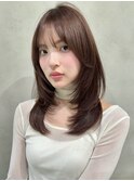 ストレートでも盛れるくびれミディアム