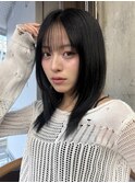 艶髪ブルーブラックレイヤーミディアムシースルーバングヘア