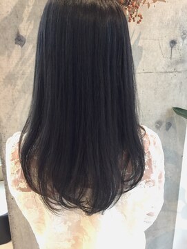 ヘアーデザイン リマ(Hair Design Lima) 『Lima』外国人風ネイビーブラック