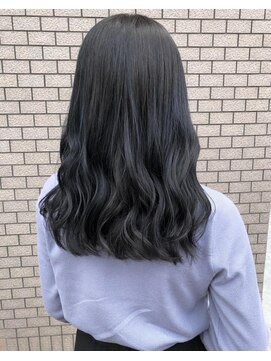リア(Lia by KENJE) Lia 成人式カラーお任せください♪