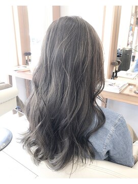 ソッカ(socca) ブリーチなし暗めのアッシュグレー