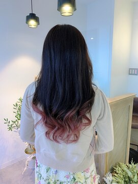 イーラ(era) 《era》フェミニンロング　桜ピンクグラデーション　みわ