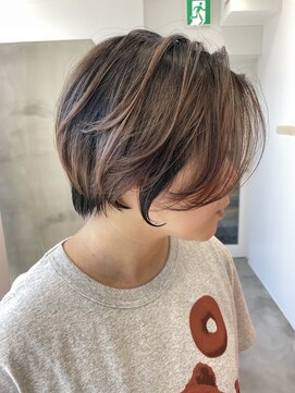 デコラソラン 本川越(DECORA SORAN) シャドールーツ＊きれいめショート【川越】