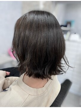 ネウィ 所沢(newi) 凛としたツヤグレージュ☆柔らかウェーブで上品に