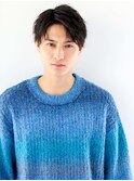 <翁長孝輔>黒髪ツーブロックツイストパーマセンターパート