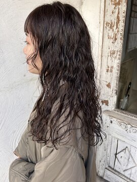 ロイジー(roijir) 【表参道 roijir】ソバージュ風パーマ