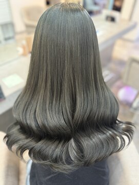 ラビス 浦和(Lovis) 似合わせカット/メルティカラー/韓国ウェーブ