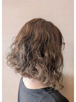 ロア ミオ 仙台駅前(Loa mio)&nbsp;前下がりパーマボブ