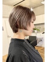ハイジア(hygea) 30代40代50代☆細めハイライトパールベージュ☆前下がりショート