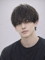 ハレ ヘアサロン(Hale hair salon)&nbsp;Hale刈り上げセンターパートフェザーパーマニュアンスパーマ原宿