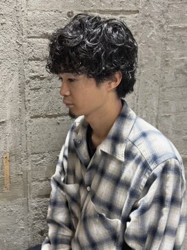 ニアウ 太田店(Niau) MEN’S HAIR/サーフカール/刈り上げセンターパート/太田