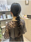 編みおろしヘア