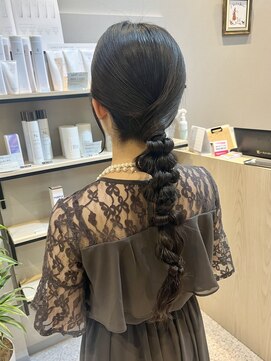 オーセンヘア(AUTHEN.HAIR) 編みおろしヘア