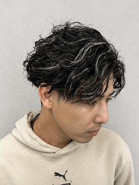 スター(STAR) ホワイトメッシュ×無造作パーマ|動きUPヘア◎