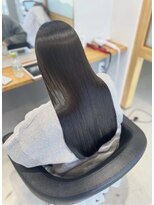 ロイ(ROI) 質感再生カラーエステ×ダークオリーブグレージュ
