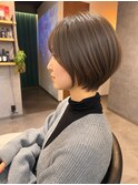 ショートボブ