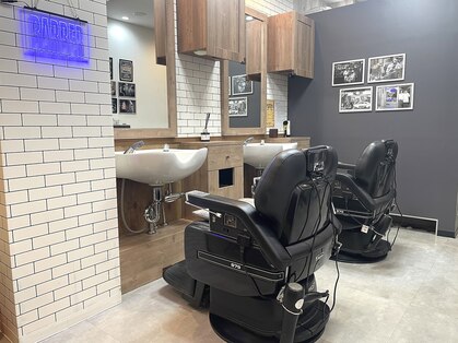 BARBER SHINO【バーバーシノ】の写真