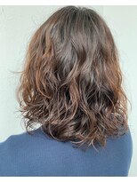 オーパスアミカ(OPUS AMICA)&nbsp;ツヤふわウェーブスタイル