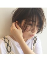 ツクル(TSUKURU) 無造作ふんわりショート×シースルーうざバング×暗髪ベージュ