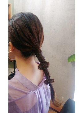 ロマヘアー(Loma hair) 簡単ヘアアレンジ♪