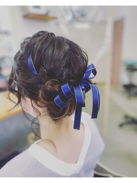 ヘアーステージブルーム(HAIR STAGE BLOOM) リング編み込みアレンジ