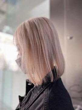 シェリ ヘアデザイン(CHERIE hair design) ホワイトベージュ