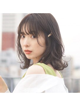 アトリエ フェム(atelier.fem) atelier.fem　透け感グレージュ×ミディアム