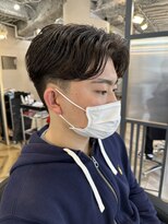 レーヴス(REVES)&nbsp;毛流れカルマパーマ　センターパート