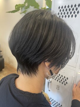 ローレン(Loren) ハンサムショート