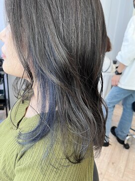 リリー(RILLY) オリーブグレージュ×イヤリングカラー