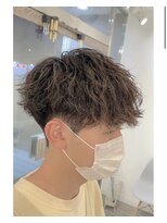 トゥルークリエイション 小山(True Creation) 緩め波巻き刈り上げマッシュ