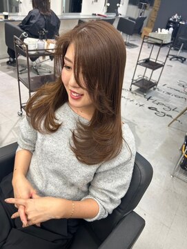 キング 高槻(K!ng) 縮毛矯正髪質改善ハイライトレイヤーカット高槻美容室エクステ