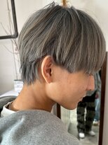 イリ 大阪(ili)&nbsp;インナーカラー/ハイライト/縮毛矯正/レイヤーカット/髪質改善