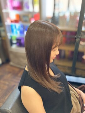 インフィニティ(INFINITY) ペールアッシュベージュで叶える明るい透明感カラー