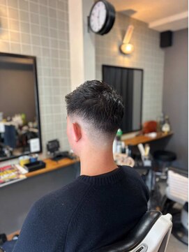 ザ ブライト バーバー(The BRIGHT BARBER) スキンフェード+カット+シェービング