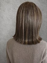 ヘアアンドデザイン ネイビー(Navy)&nbsp;ブリーチ使用ハイライトカラー