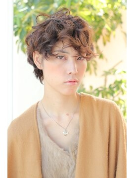 ディフィーノ 青山(DIFINO) クセをいかしたShort Hair
