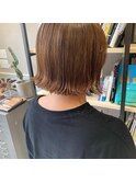 切りっぱなしボブ　オレンジベージュ