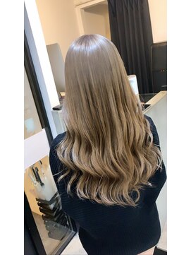 ラフ 難波店(LAFF) #黒髪#ボブルフ#ネビージュ#小顔#ワンレン