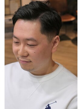 ヘアーサロン カシータ(Hair Salon CASITA) ”ビジネススタイル”ツーブロック×七三分け