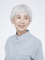 えがお美容室&nbsp;【えがお美容室】グレイヘアの方に◎分け目カバーパーマスタイル