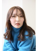 スリーマーク(THREE mark)&nbsp;大人かわいい流れる顔まわりカット/長めシースルー前髪