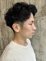 ニアウ 太田店(Niau)&nbsp;メンズ刈り上げマッシュグラデーションツイストスパイラルパーマ